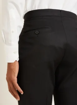 Anzug Tailored Fit