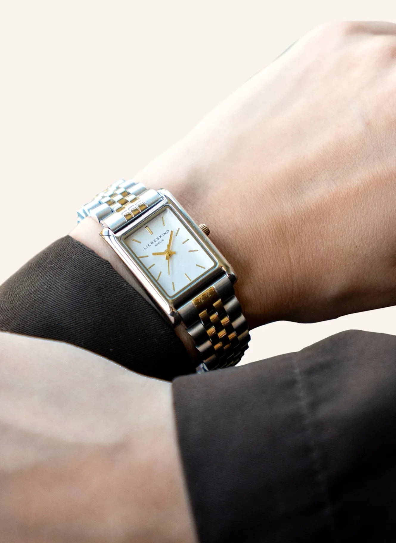 Armbanduhr aus Edelstahl