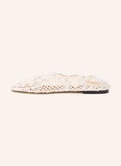 Ballerinas aus Spitze