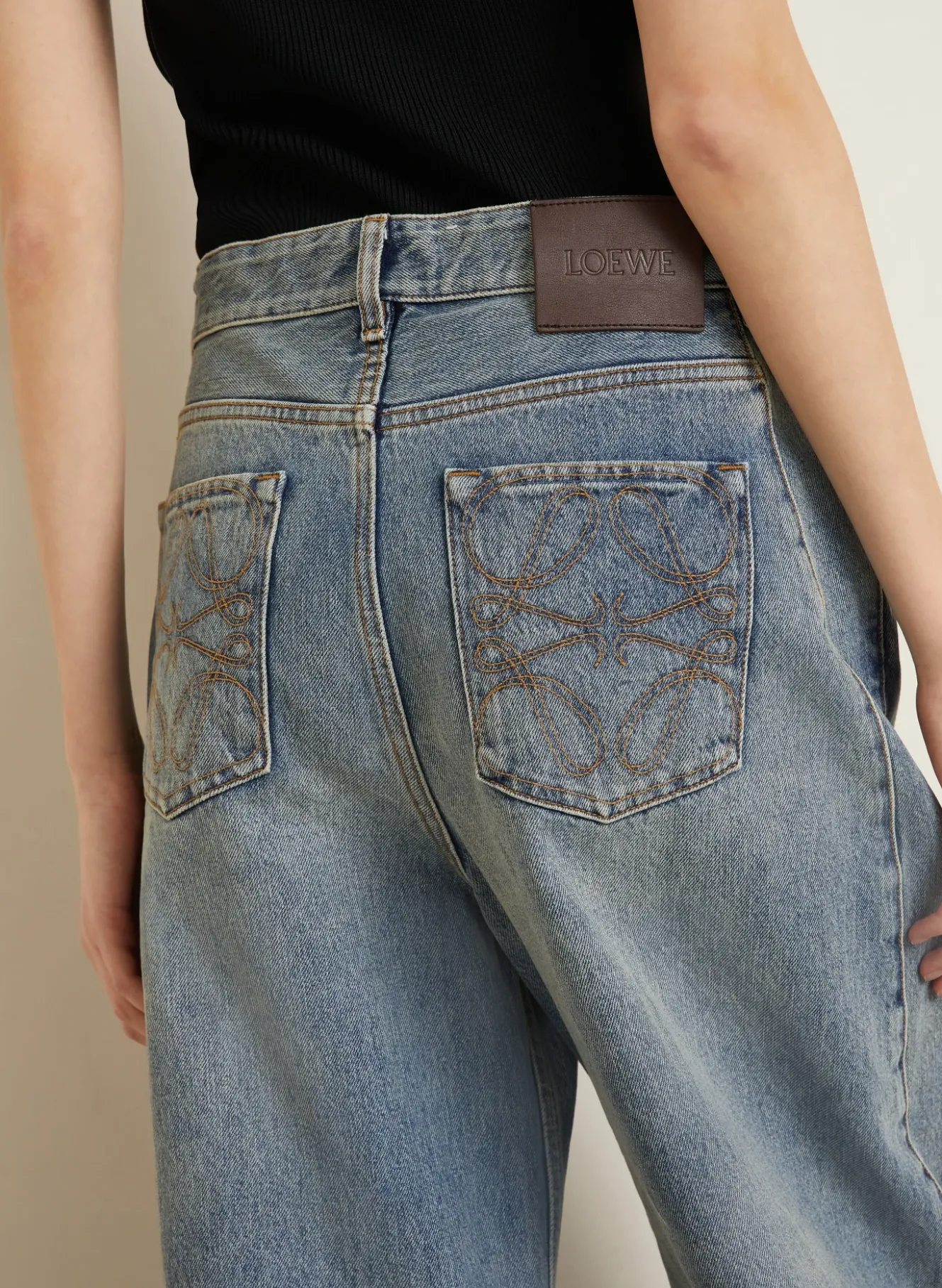 Barrel Jeans