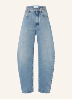 Barrel Jeans