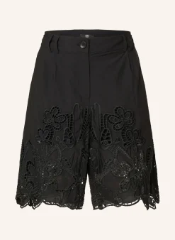 Bermudas mit Lochspitze