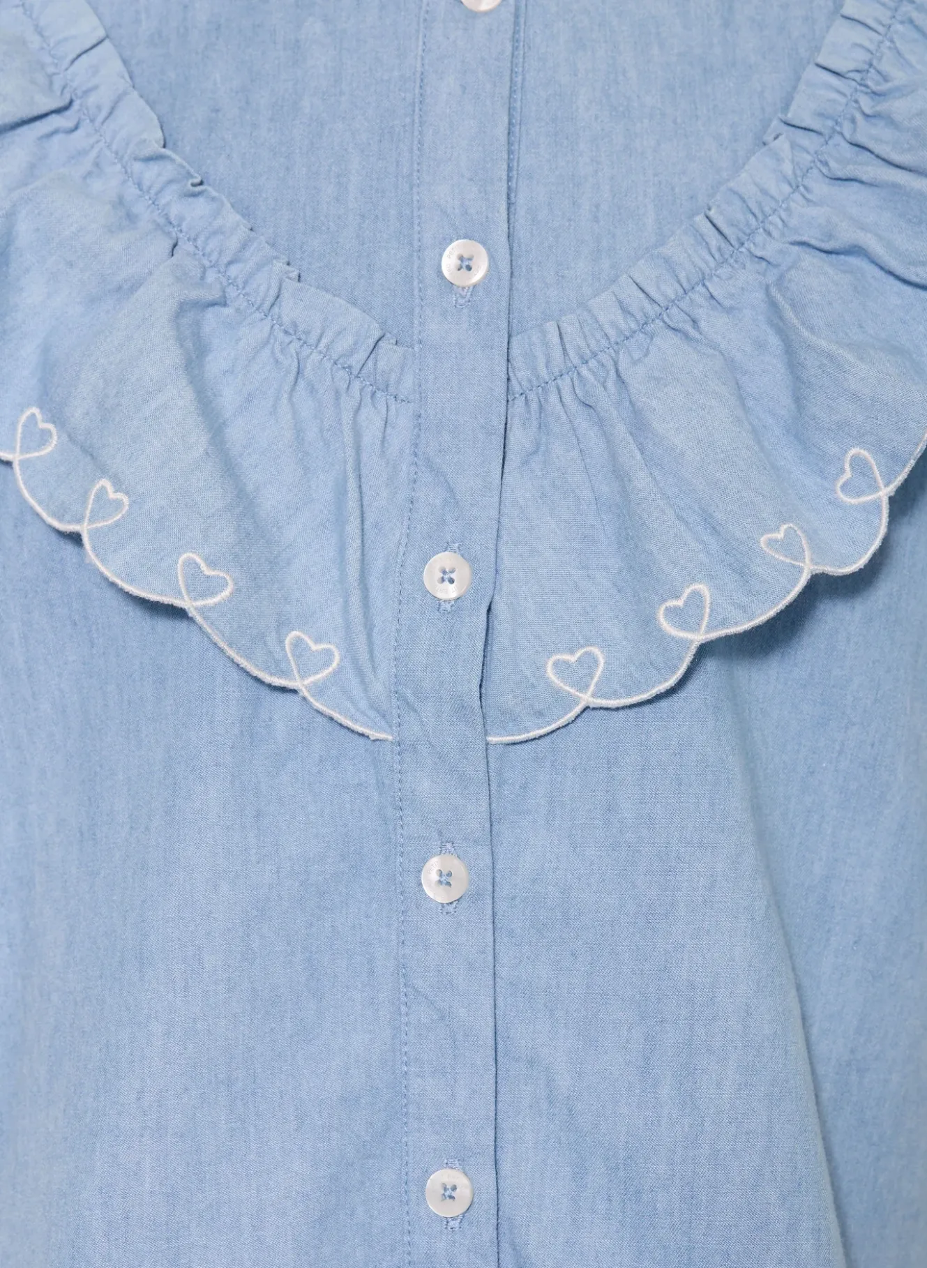 Bluse mit Rüschen