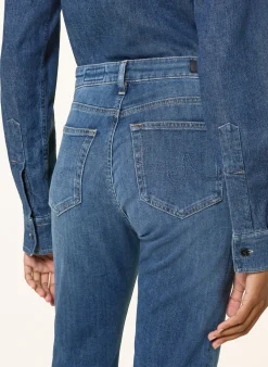 Bootcut Jeans