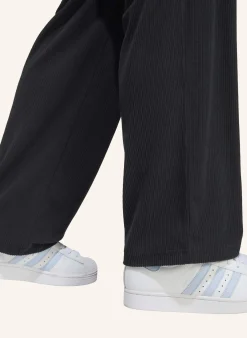 Cordhose im Jogging-Stil