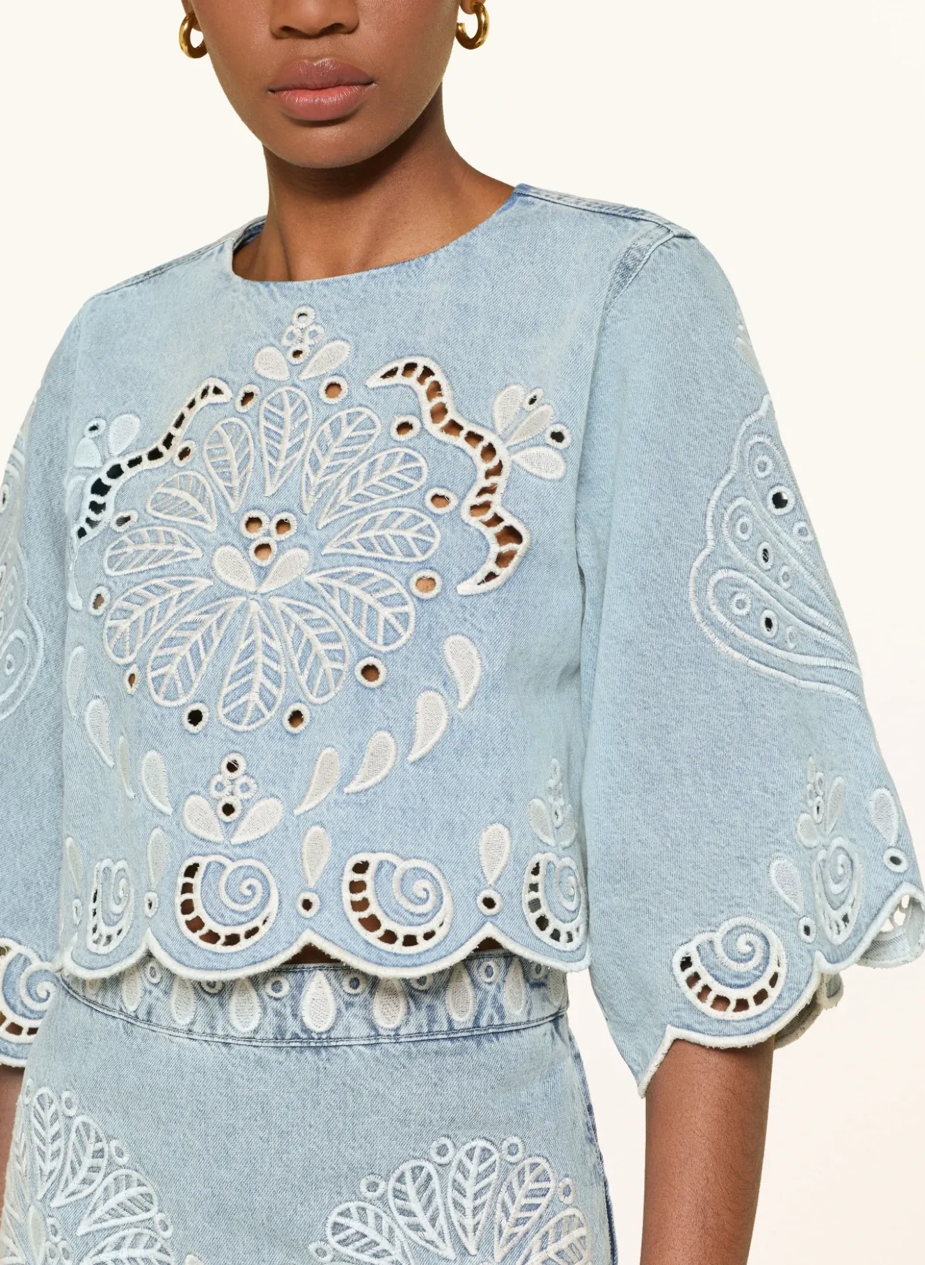 Cropped-Jeansbluse mit Lochspitze und 3/4-Arm