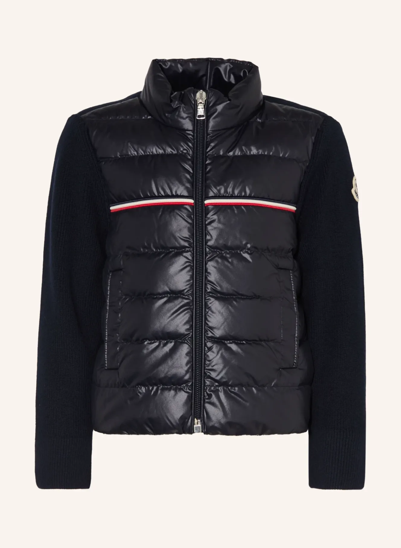 Daunenjacke im Materialmix