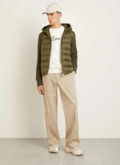 Daunenjacke im Materialmix