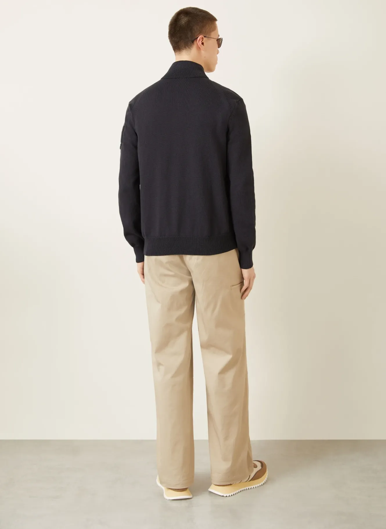 Daunenjacke im Materialmix