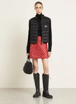Daunenjacke im Materialmix