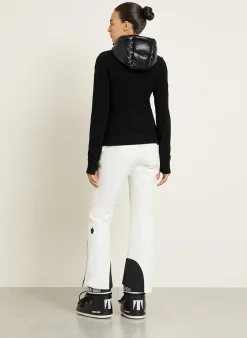 Daunenjacke im Materialmix