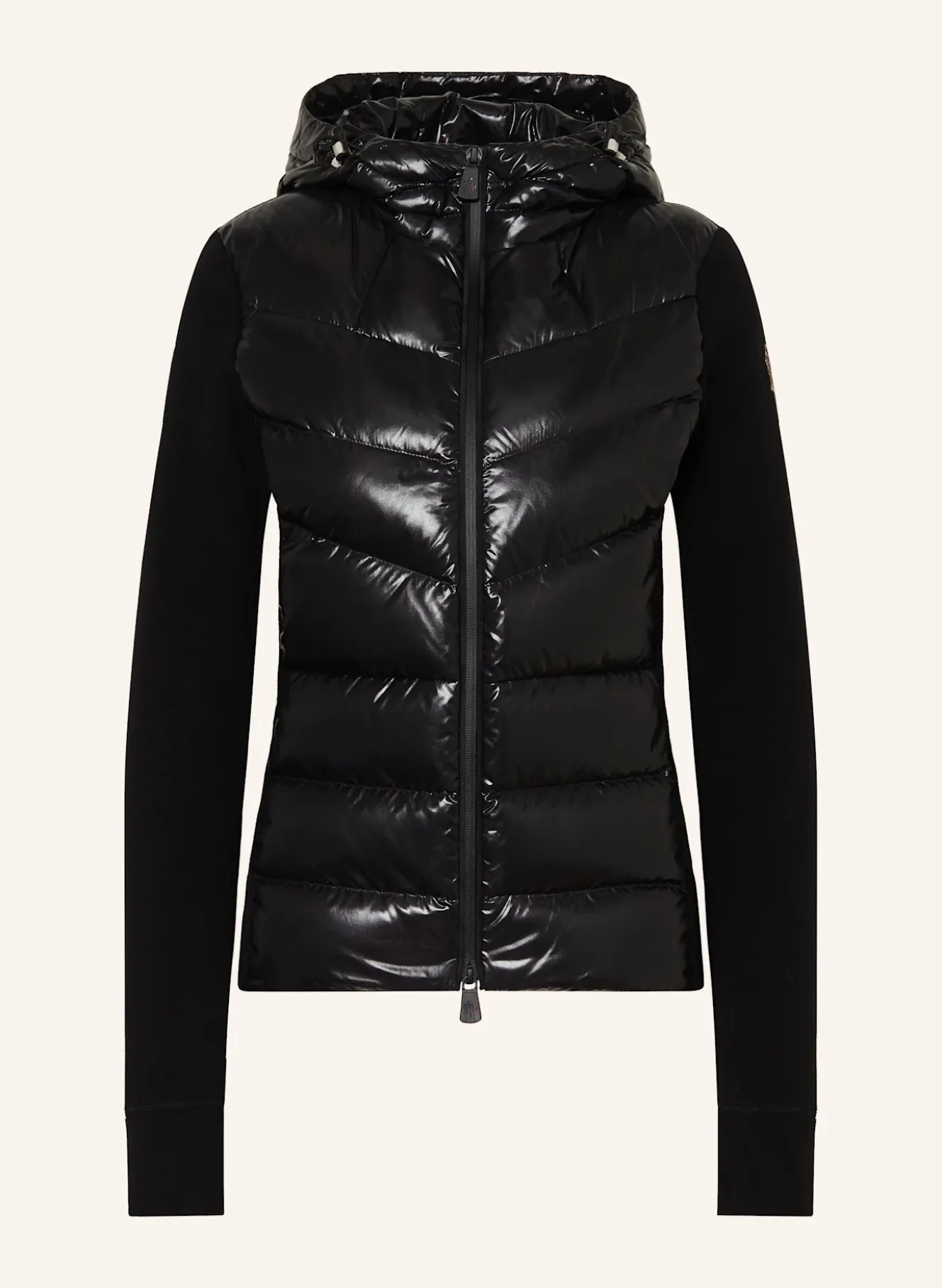 Daunenjacke im Materialmix