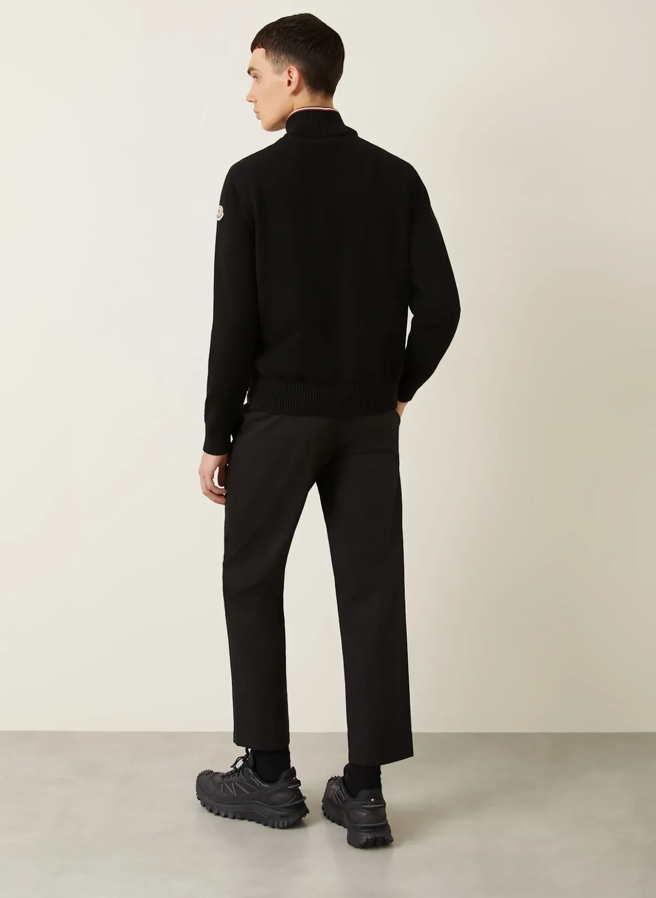Daunenjacke im Materialmix