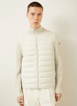 Daunenjacke im Materialmix
