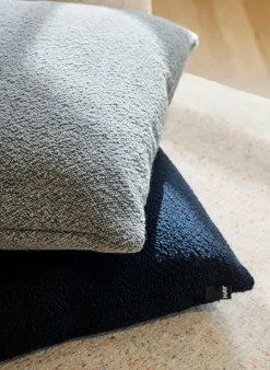 Dekokissen TEXTURE mit Federfüllung