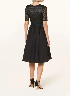 Dirndl BUDVA mit Glitzergarn