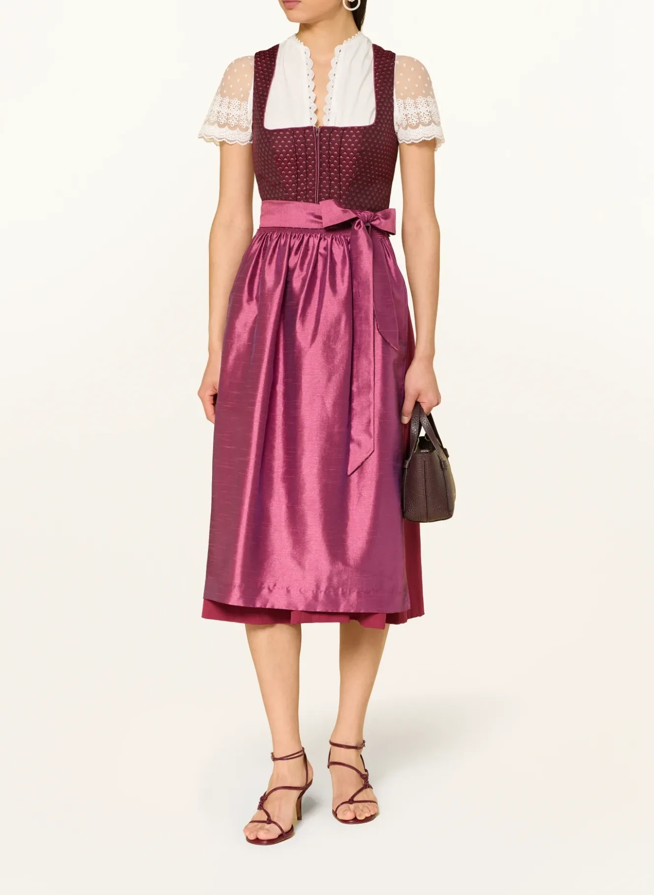 Dirndl HOLUNDER im Materialmix