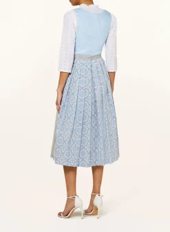 Dirndl mit Leinen
