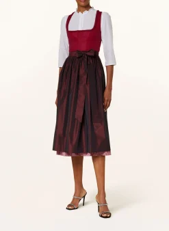 Dirndl mit Seide