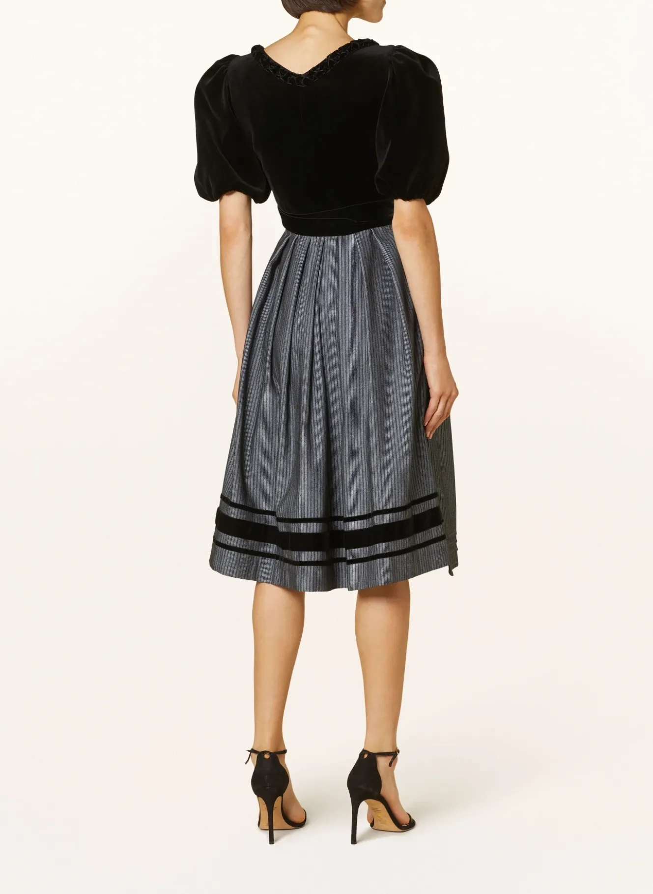 Dirndl MONA