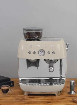 Espressomaschine ECF03 mit Kaffeemühle