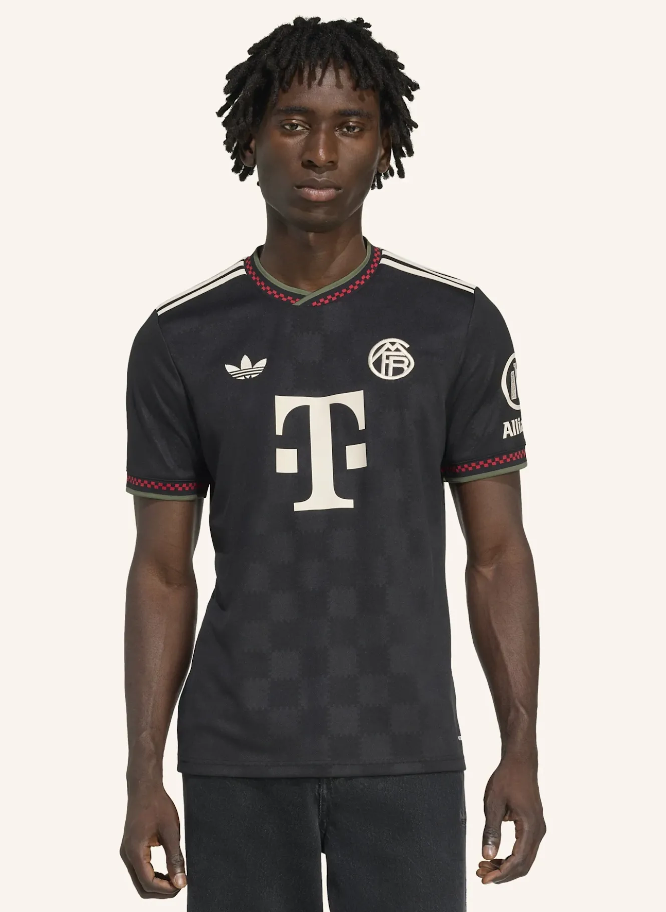 FC BAYERN MÜNCHEN 25/26 AUSWEICHTRIKOT