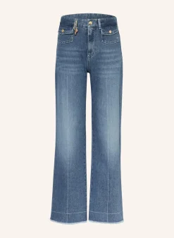 Flared Jeans
