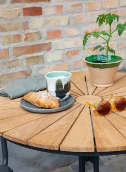Gartenmöbel-Set mit 1 Tisch, 2 Stühlen ELLEN/PARC