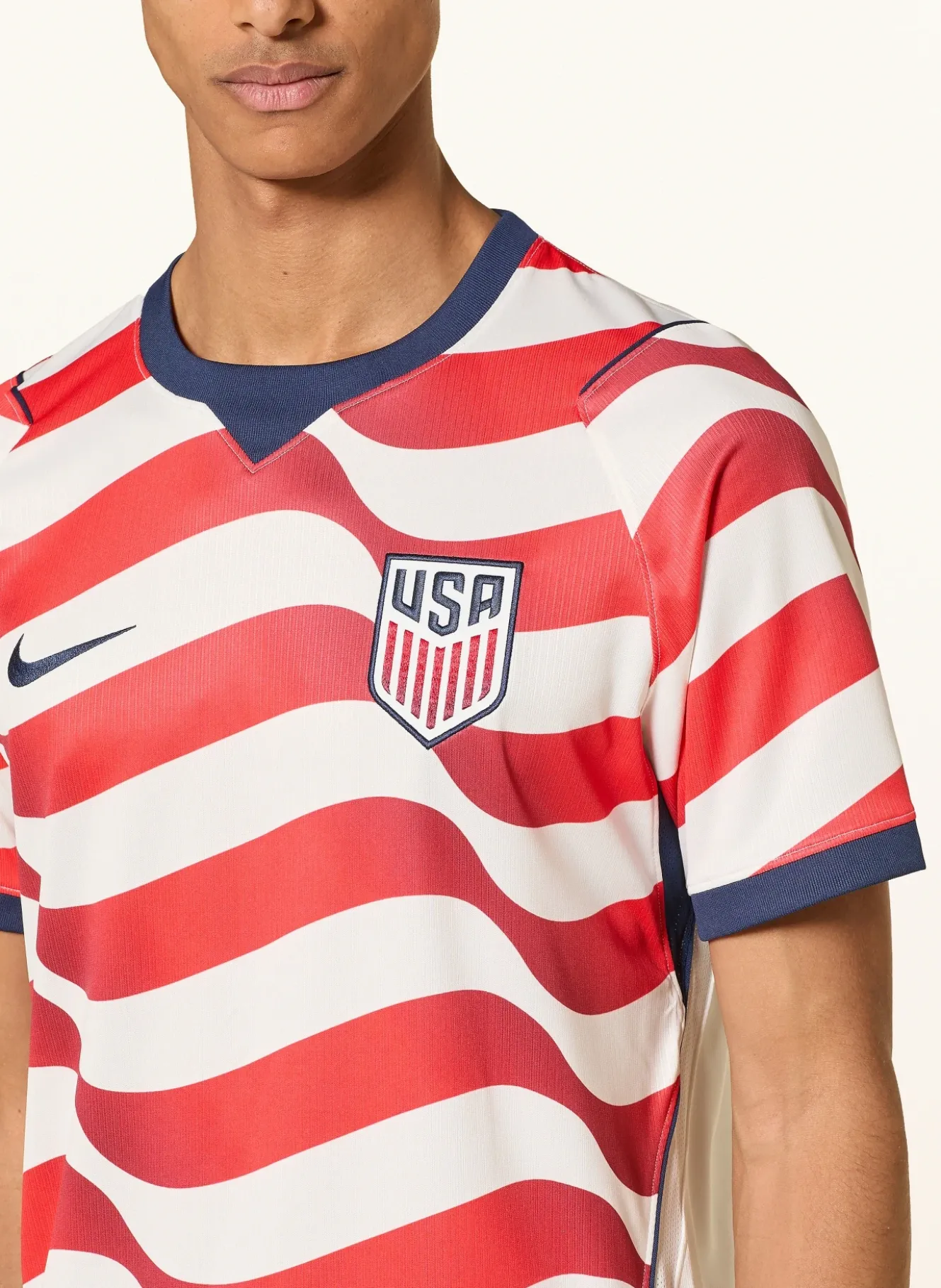 Heimtrikot USA 26