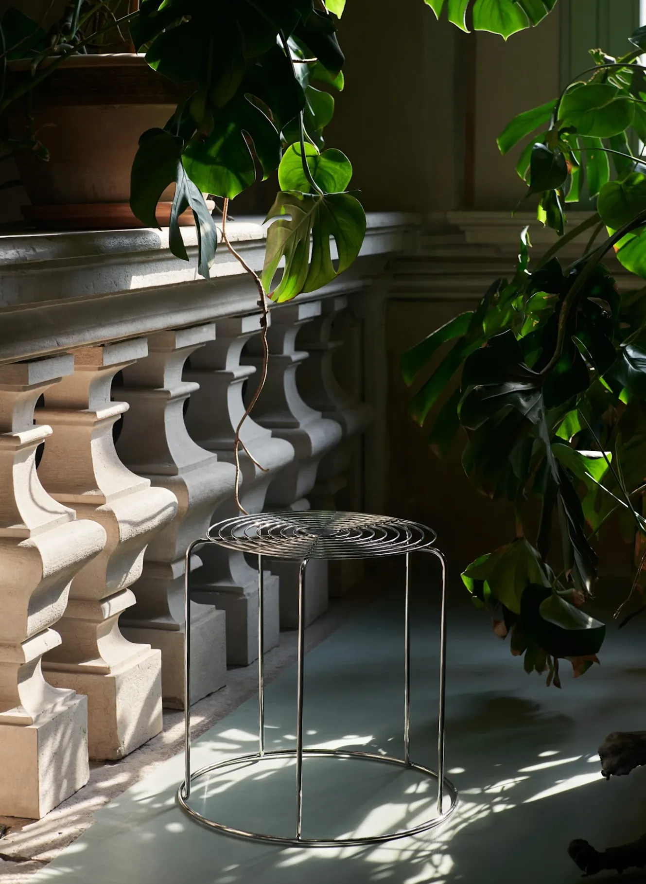 Hocker WIRE VP11