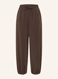 Hose im Jogging-Stil
