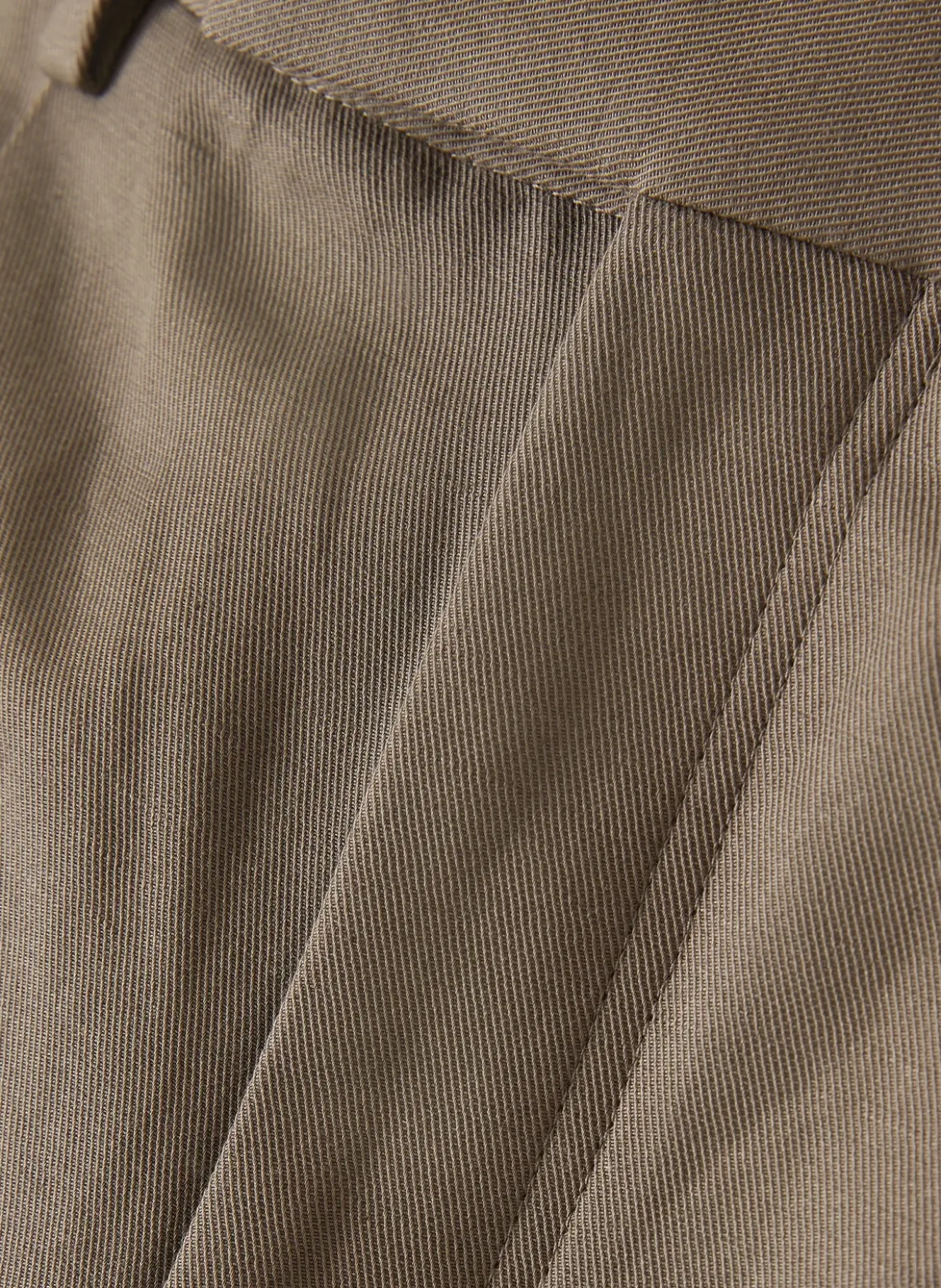 Hose Pleated Fit
