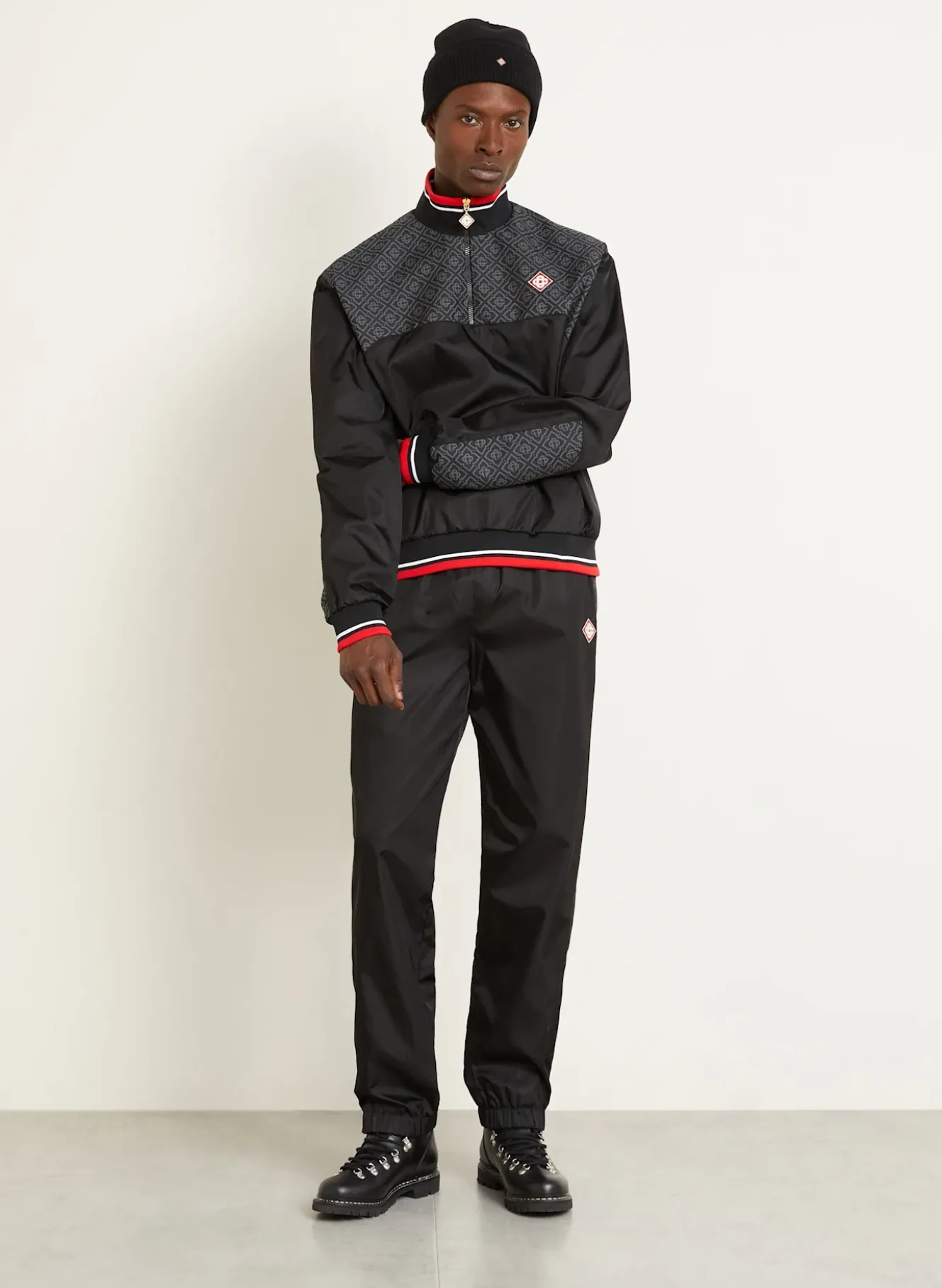 Jacke im Materialmix