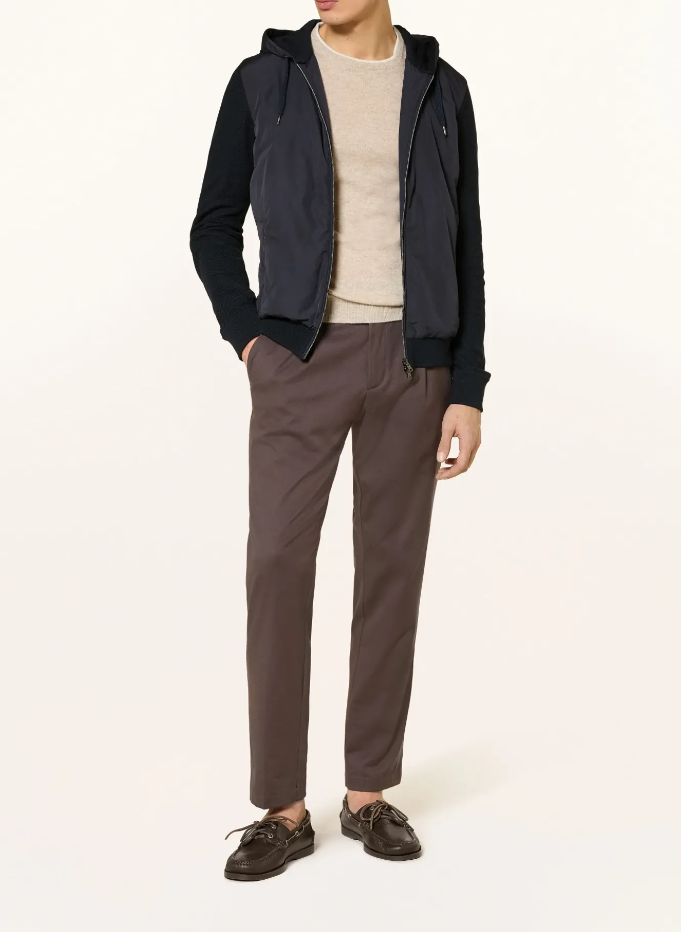 Jacke im Materialmix