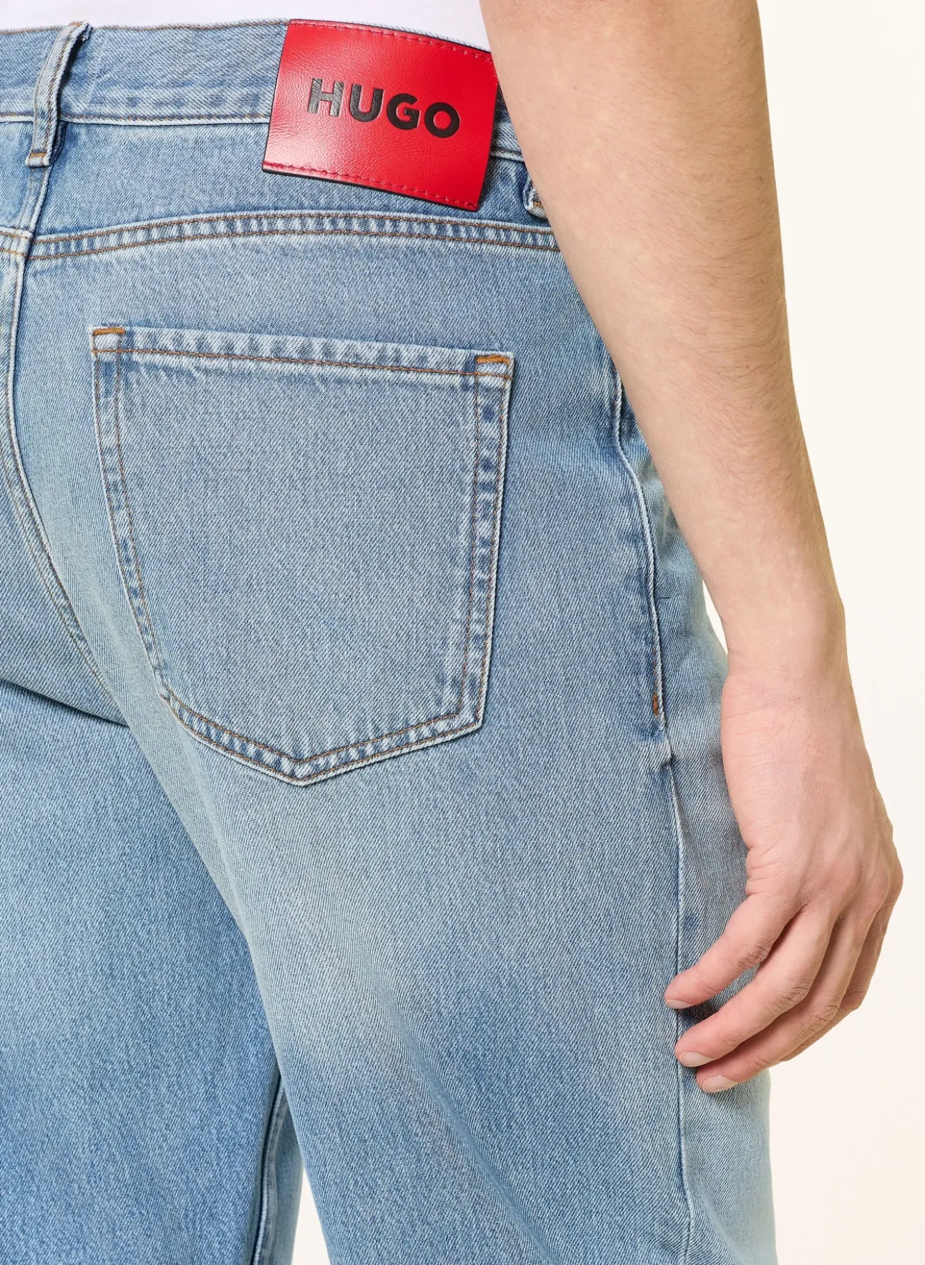 Jeans HUGO 838 Relaxed Tapered Fit