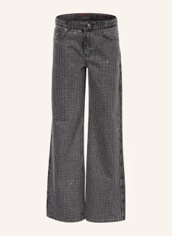 Jeans mit Schmucksteinen