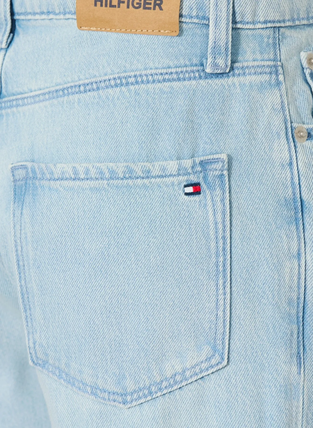Jeans Tapered Fit