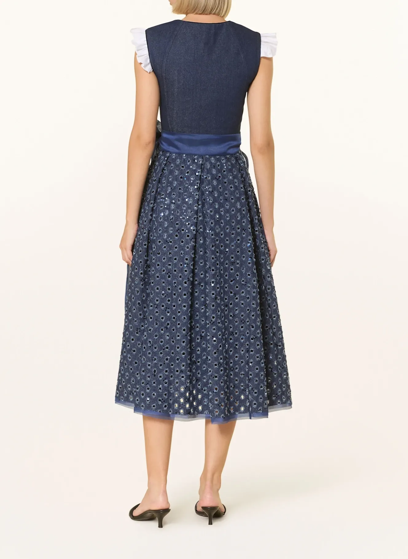 Jeans-Dirndl mit Pailletten
