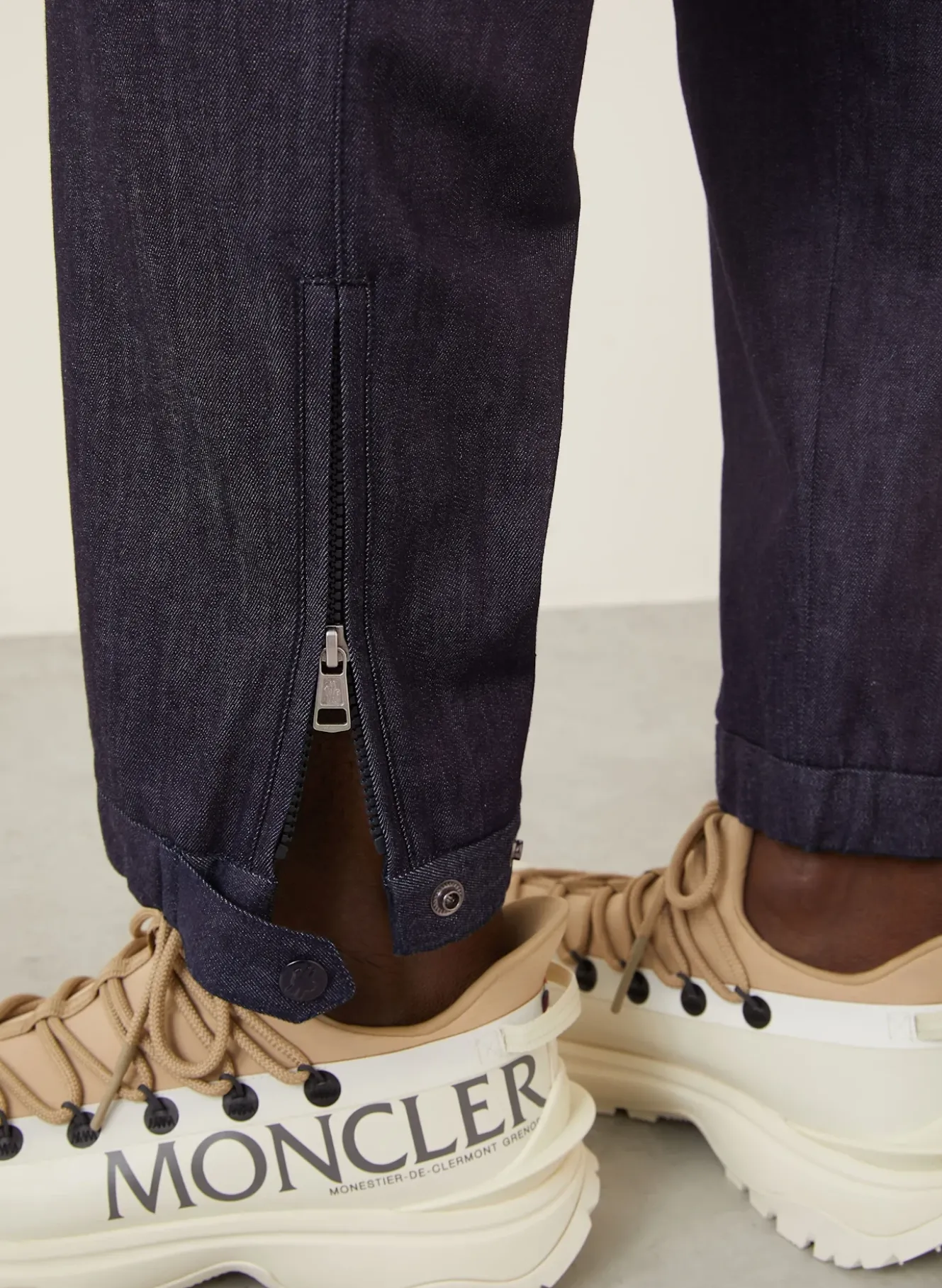 Jeanshose im Jogging-Stil Slim Fit