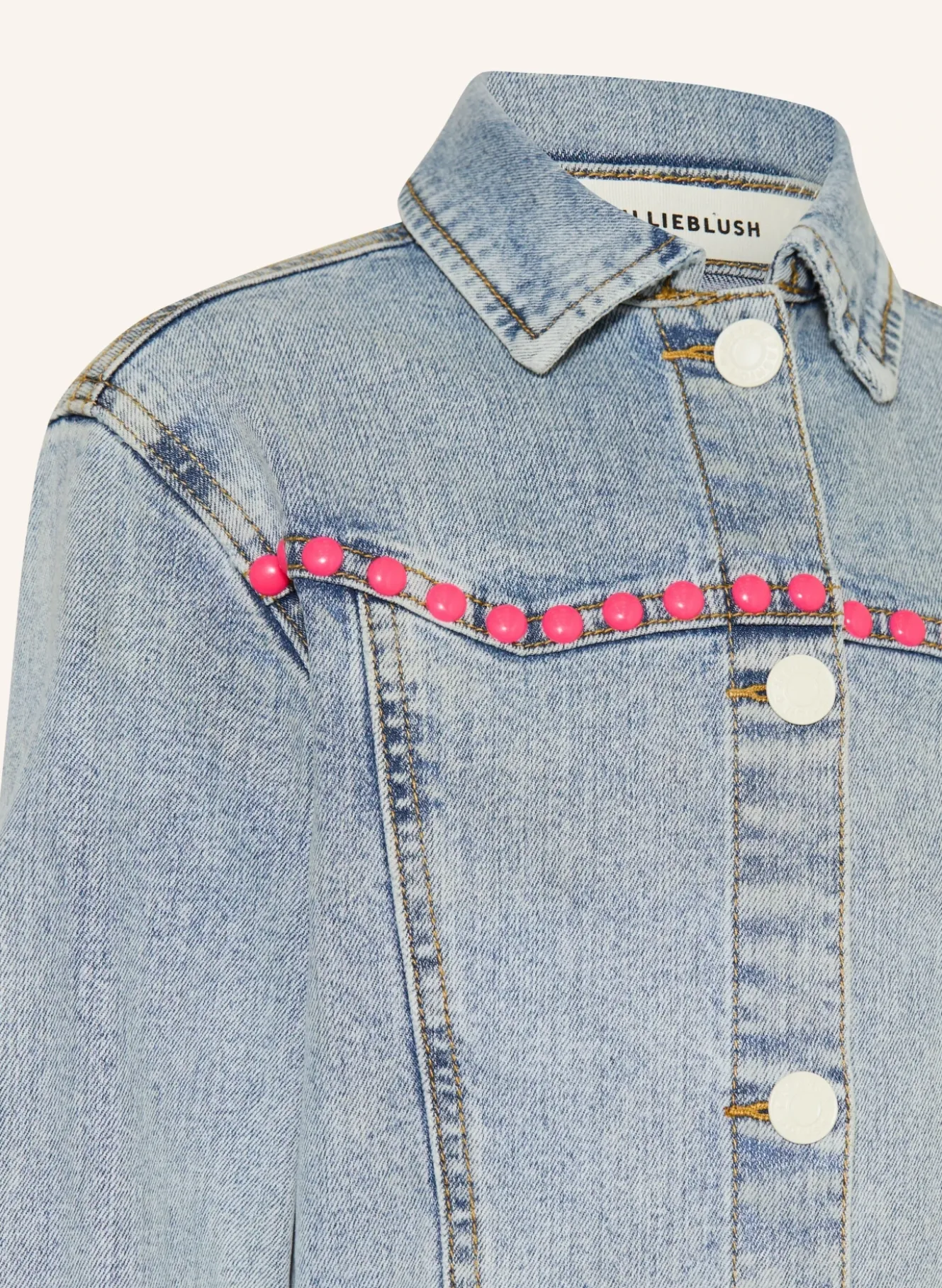 Jeansjacke mit Pailletten und Nieten