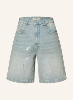 Jeansshorts mit Nieten