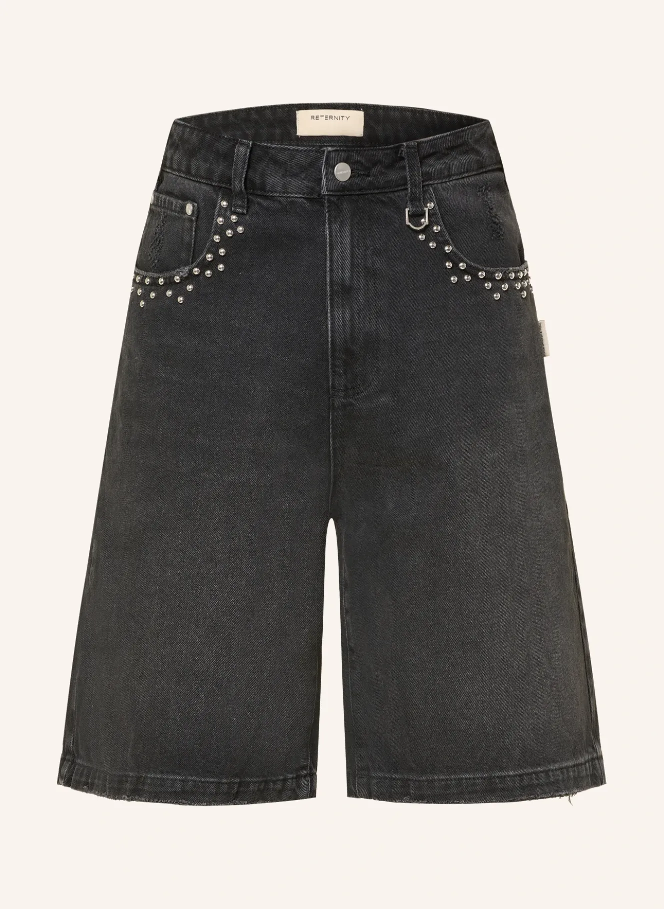 Jeansshorts mit Nieten