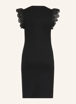 Jerseykleid mit Lochspitze und Rüschen