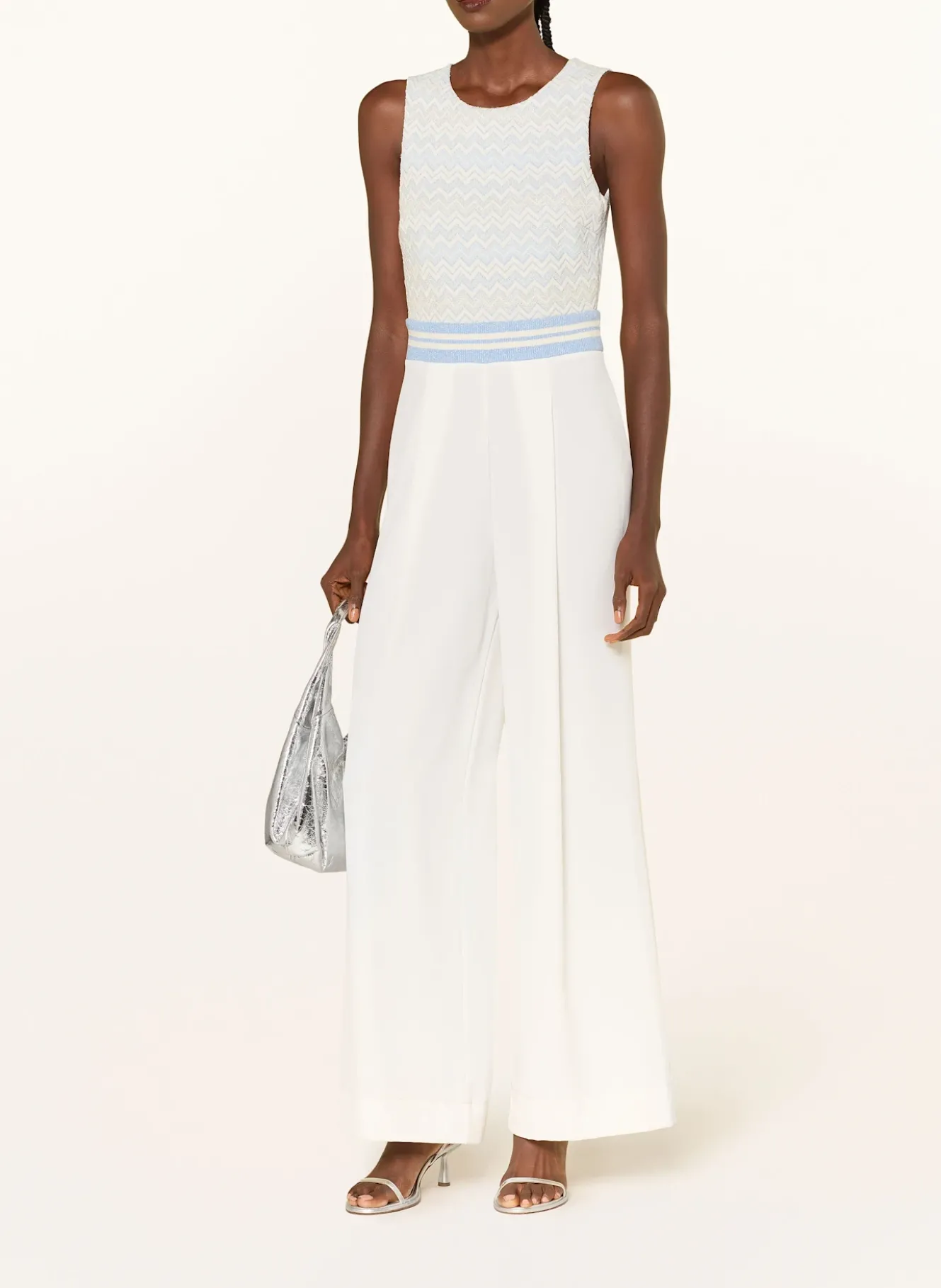 Jumpsuit im Materialmix