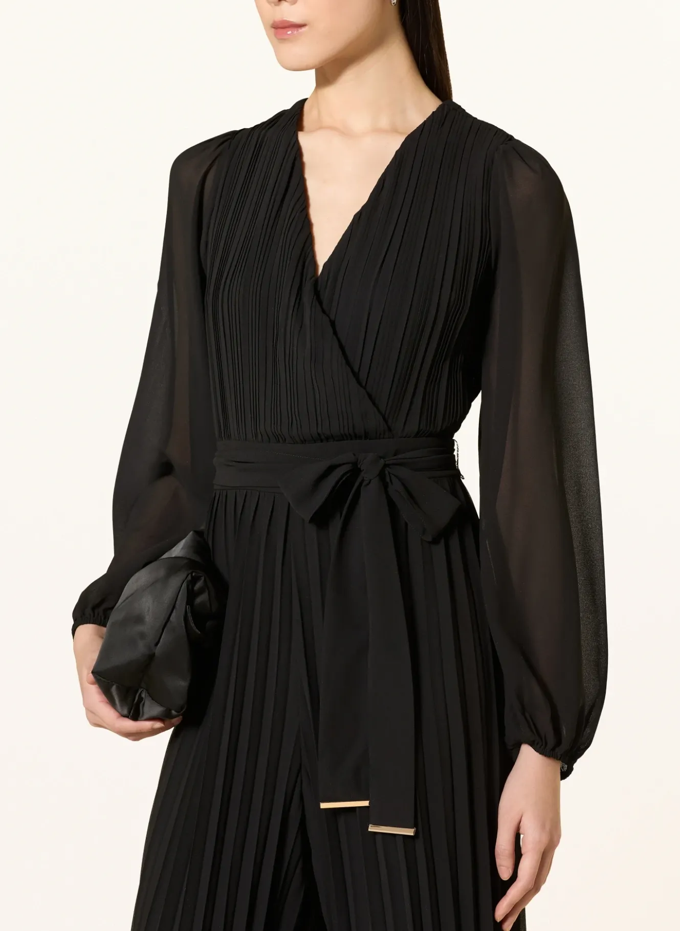 Jumpsuit in Wickeloptik mit Plissees