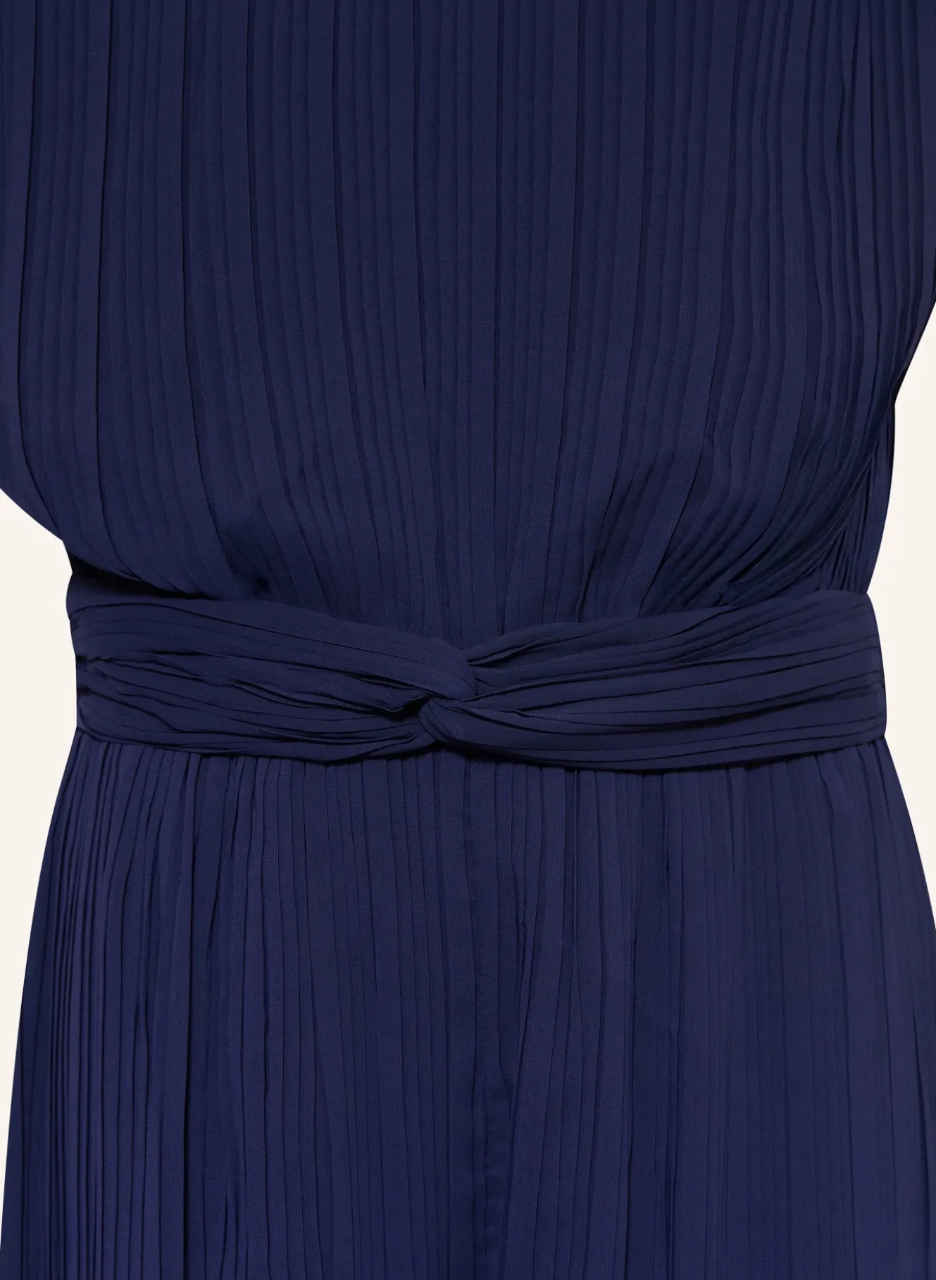 Jumpsuit mit Plissees
