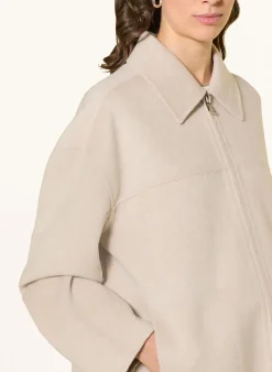 Kastenjacke
