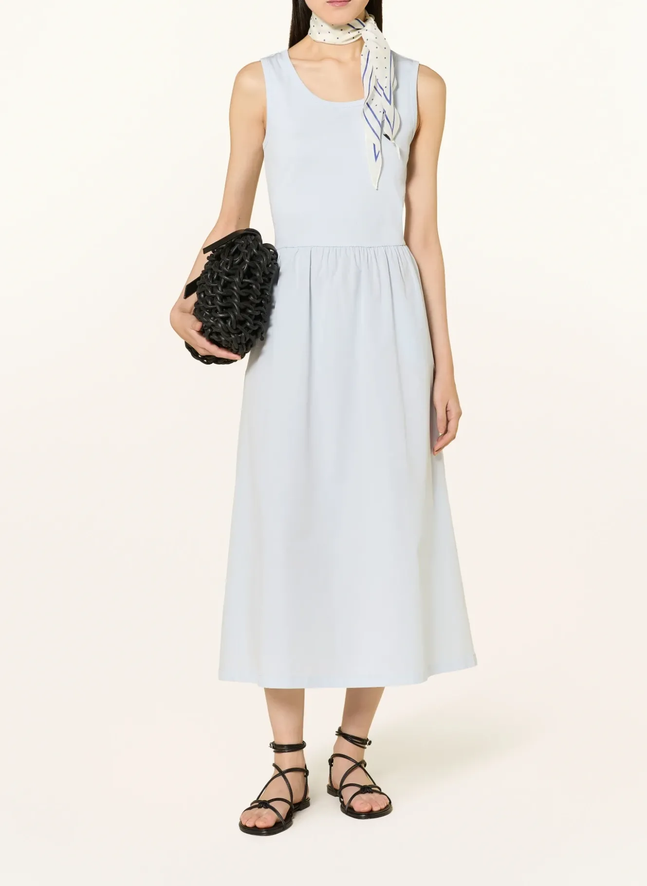 Kleid