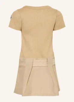 Kleid im Materialmix