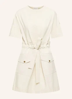 Kleid im Materialmix